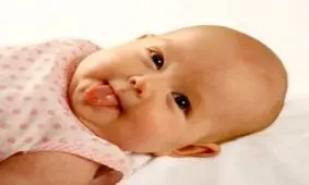 شیوه سخن آموزی به کودک توسط مادر