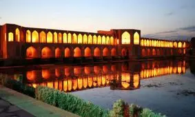 هشدار عضو کمیسیون اقتصادی مجلس درباره وضعیت اقتصادی و بی‌آبی در استان تاریخی ایران/ آیا اصفهان تا ۲۰۲۵ خالی از سکنه می‌شود؟