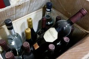 مسمومیت بر اثر مصرف مشروبات الکلی در کاشمر