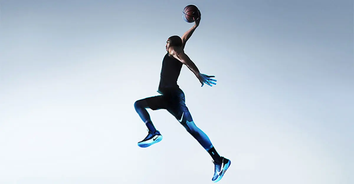 رونمایی شرکت نایک از کفش های مجهز به بند خودکار ؛ بی نظیر و استثنایی