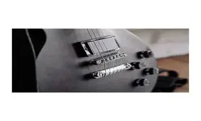 آهنگی زیبا با ریتم ملایم گیتار