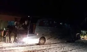 24 مسافر اتوبوس گرفتار در جاده فیروزکوه نجات یافتند