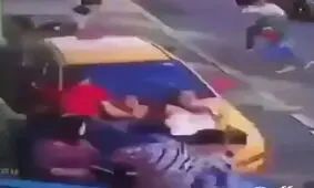 تصادف هولناک و برخورد شدید با چند عابر پیاده +فیلم