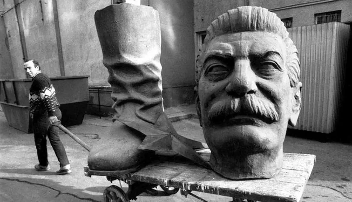 «فروپاشی» به اسم «پیشرفت»/ غربگرایان چگونه شوروی را نابود کردند؟