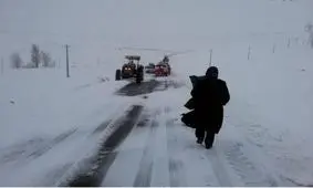 30 گردشگر گرفتار در برفگیر سالند دزفول