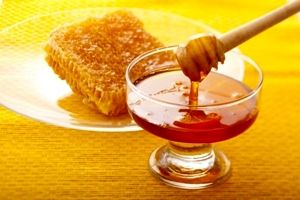 کشف بیش از ۹ تن عسل تقلبی در تبریز