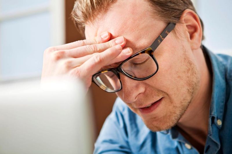 چرا بعد از ۴۰ سالگی در برقراری ارتباط دچار مشکل میشویم؟
