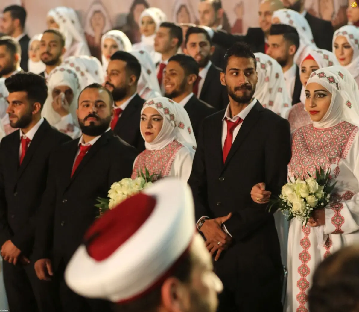 (تصاویر) ازدواج دسته جمعی فلسطینی‌ها