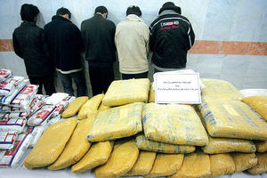 قاچاقیان مواد مخدر در دام پلیس کاشان گرفتار شدند
