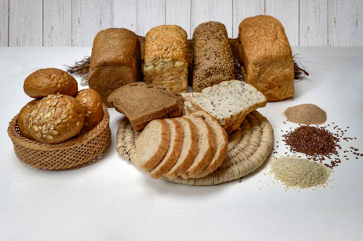 آشنایی با روش تهیه نان رژیمی خوش طعم برای صبحانه