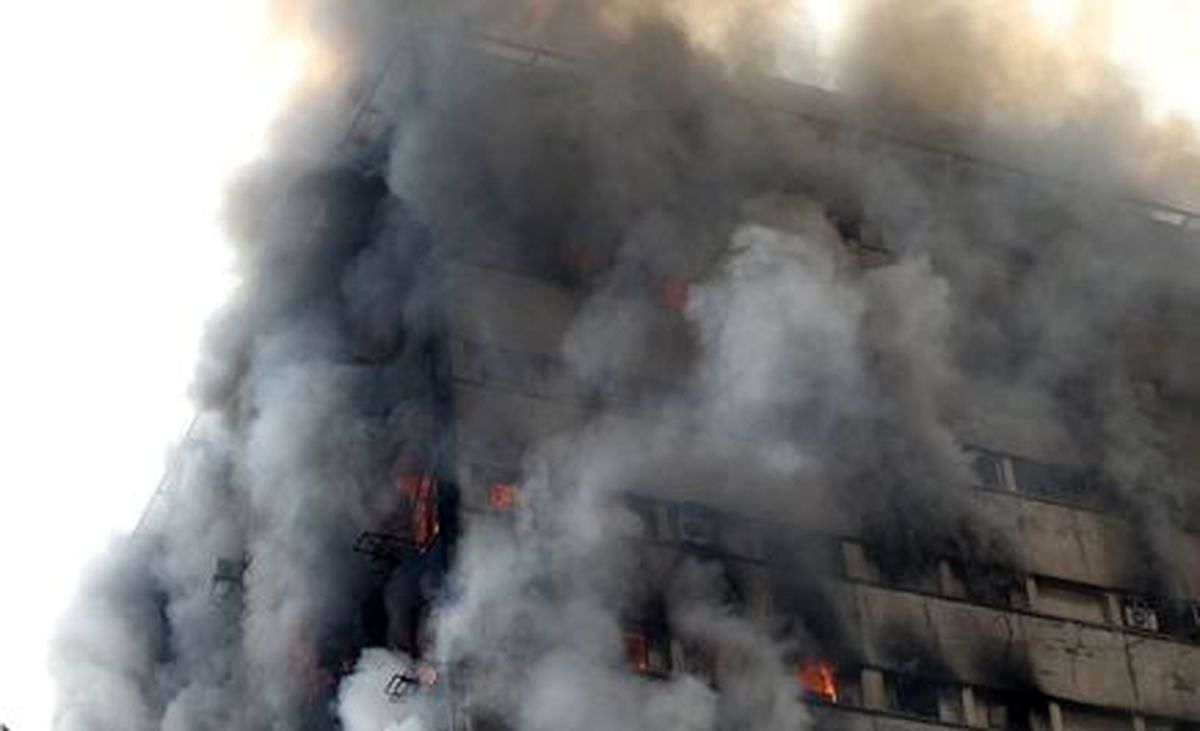 ۳۰ دی ۱۳۹۵؛ آتش‌سوزی و ریزش ساختمان پلاسکو +تصاویر
