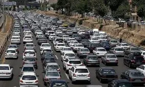 ترافیک سنگین در آزادراه کرج-تهران/ اعلام محورهای مسدود