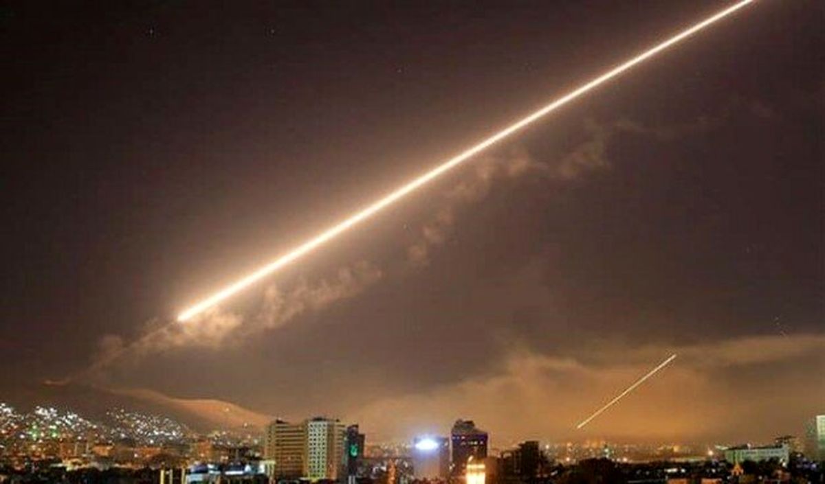 سامانه‌های پدافند هوایی سوریه ۴ موج حمله هوایی رژیم صهیونیستی را دفع کردند