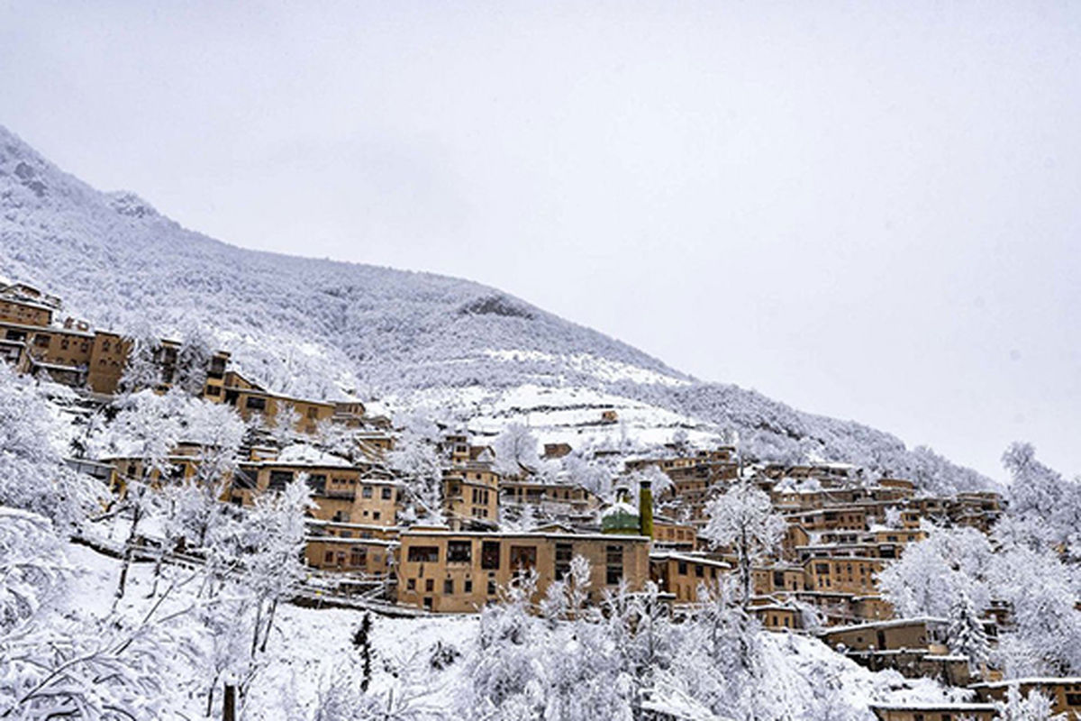 تصاویر دیدنی از سفید پوش شدن روستای زیبای ماسوله