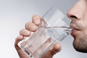 نوشیدن آب در حین ورزش باعث کاهش وزن می‌شود
