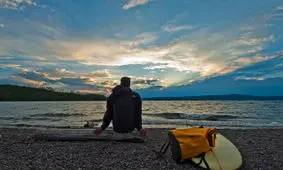 ۱۰ کاری که باید قبل از ۳۰ سالگی انجام داد