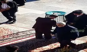 حضور بدون تشریفات سردار قاسم سلیمانی در بارگاه منور رضوی+ عکس