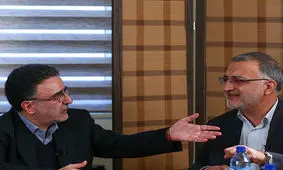 مناظره دو فعال سیاسی درباره حوادث سال ۸۸؛ تاجزاده:خواستار گفت‌وگو هستیم؛ از بازجوها در اوین گرفته تا مسئولان کاخ سفید‍‍/ ما انقلاب نکردیم که اعتراف‌گیری در صداوسیما پخش شود/ زاکانی: حادثه کوی دانشگاه ساماندهی شده بود تا قتل‌های زنجیره‌ای به فراموشی سپرده 