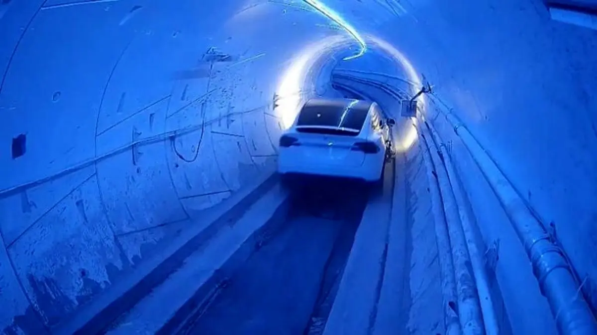رونمایی از نخستین تونل زیرزمینی پرسرعت توسط ایلان ماسک