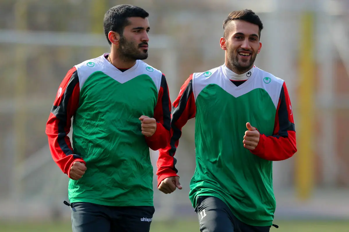 مسلمان، "پیام" صادقیان را نگرفت!