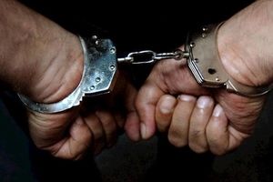 دستگیری 3 مرد مسلح که در گتوند معامله تفنگ می‌کردند
