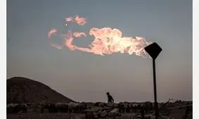 نفت سفید، روستایی محصور در شعله‌ها