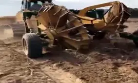 وسیله ای جالب برای کندن کنده های قدیمی درختان