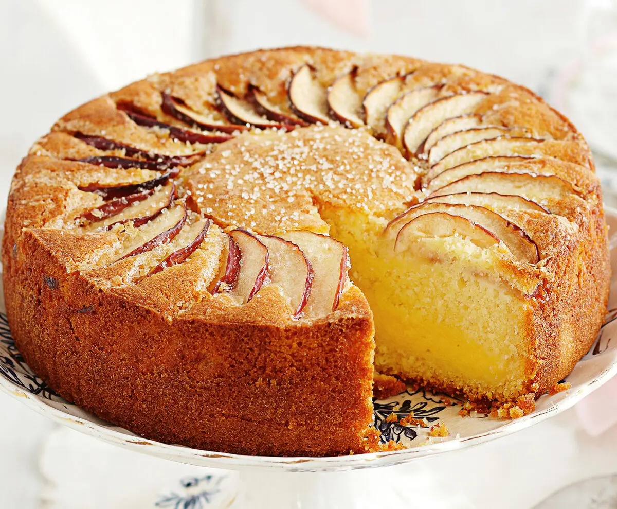طرز تهیه خوشمزه‌ترین کیک سیب جهان