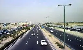 تخریب آسفالت یک جاده در کرج بعد از ۲۰ روز