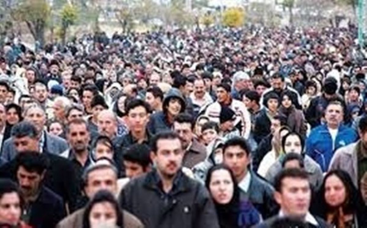 تراکم جمعیتی برخی نقاط استان تهران ۱۰ هزار نفر در کیلومترمربع است