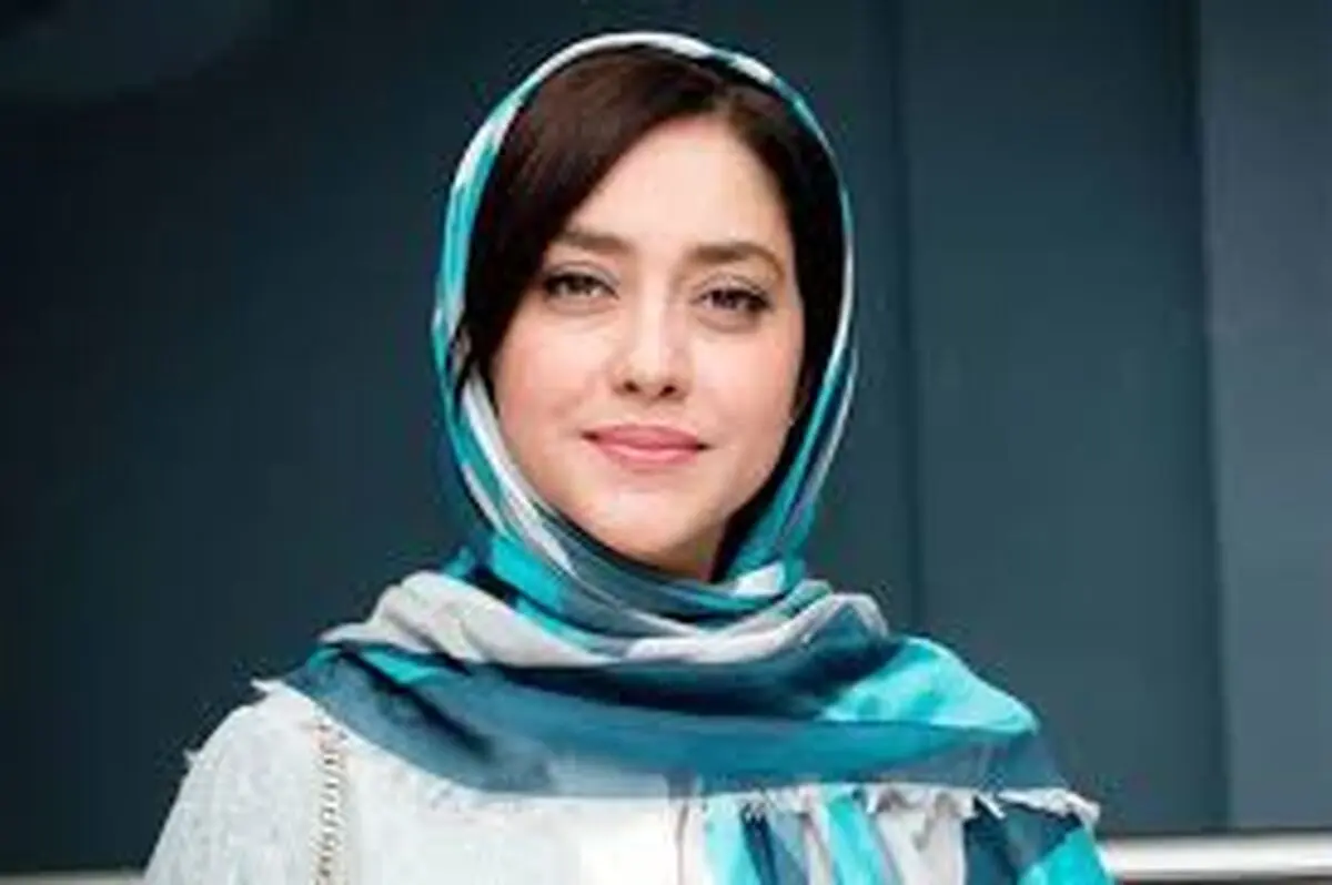 این زیبای خفته‌ کاش بیدار شود