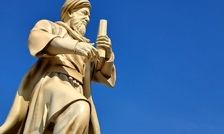 پزشکیان: نیازمند خوانشی نو از حکمت بوعلی سینا هستیم/ کتاب «قانون» فراتر از متن پزشکی، نقشه‌ای برای صیانت از حیات و کرامت انسان است