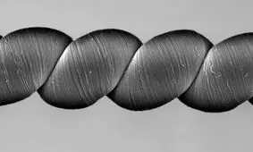 نخ هایی که برق تولید می‌کنند!