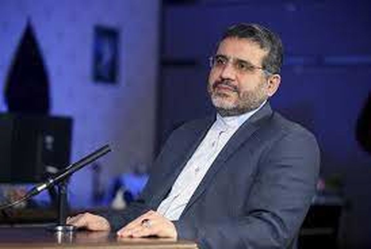 بعضی از هنرمندانی که الان علیه انقلاب و نظام صحبت میکنند، از عفوشدگان سال ۹۸ هستند/ بسیاری از این افراد احکام زندان ۵ و ۷ ساله داشتند، اما رئیسی نامه نوشت و با مشورت رهبری آنها را عفو کرد