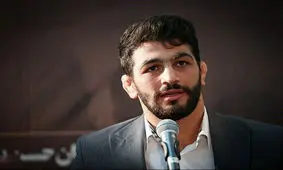 واکنش حسن یزدانی با شعری از شفیعی کدکنی به حادثه متروپل/ عکس

