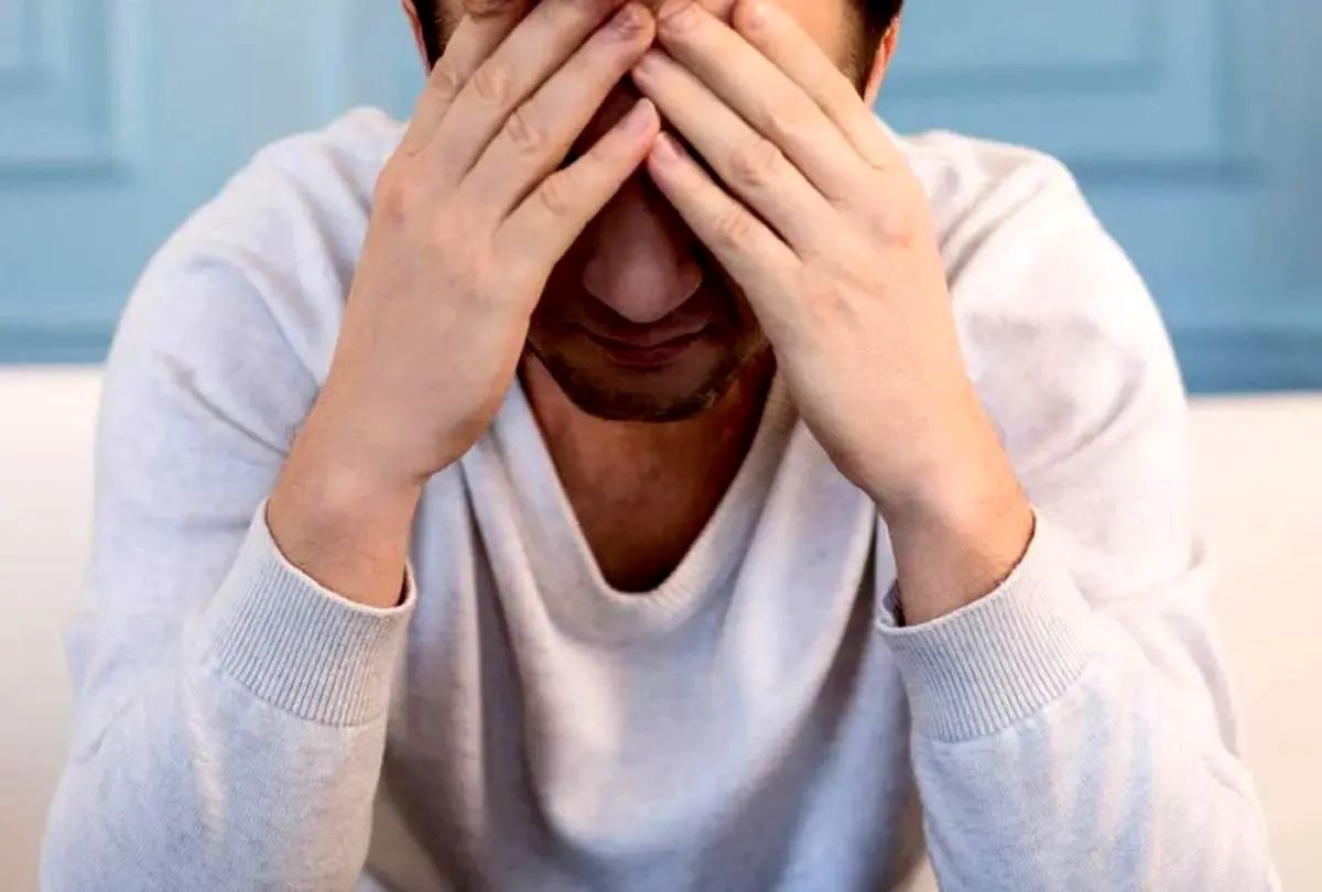  ۸ خوراکی و نوشیدنی مؤثر برای کاهش اضطراب و آرامش اعصاب 