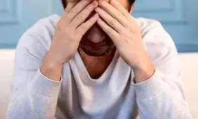 ۸ خوراکی و نوشیدنی مؤثر برای کاهش اضطراب و آرامش اعصاب