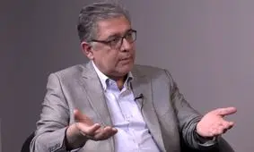 اینکه می‌گویند با مکانیسم ماشه، ایران دچار محاصره دریایی می‌شود و می‌خواهند تمام کشتی‌های ما را بازرسی کنند یک دروغ است