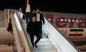 ورود وزیر امور خارجه به پکن