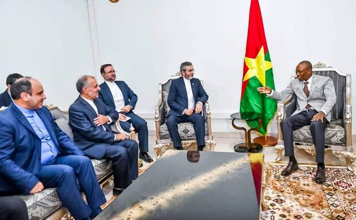 علی باقری با نخست وزیر بورکینافاسو دیدار و گفتگو کرد