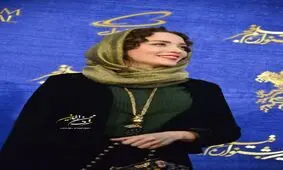 تیپ هستی مهدوی و بهنوش طباطبایی در مراسم فوتوکال "رد خون"