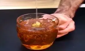 چطوری عسل طبیعی رو از تقلبی شناسایی کنیم؟