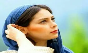دیبا زاهدی : حضور پررنگی در فضای مجازی ندارم/ در پذیرفتن نقش هایم وسواس دارم