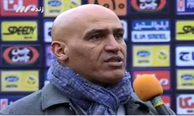 منصوریان: یا از این طرف دیوار می‌افتیم یا از آن طرف/ 5 بازیکن باید اخراج می‌شدند