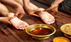 چالش 30 شب روغن زدن به کف پا شب سیزدهم