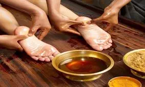 چالش 30 شب روغن زدن به کف پا شب سیزدهم