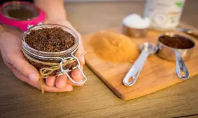 آموزش اسکراب نرم کننده ی بدن ‌‌