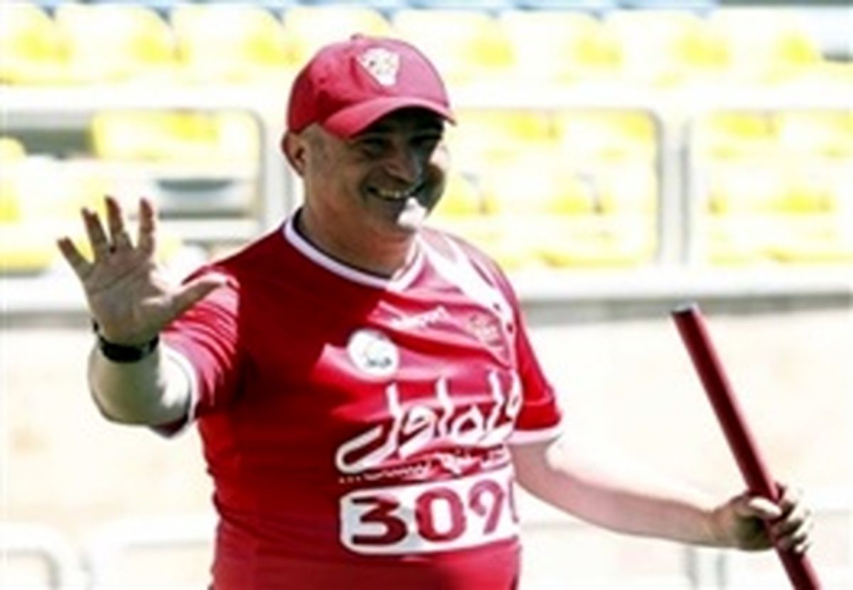 مربی پرسپولیس از استقلالیها عذرخواهی کرد!