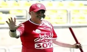 مربی پرسپولیس از استقلالی‌ها عذرخواهی کرد!