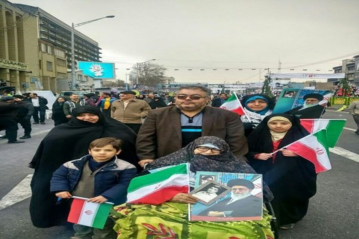 حاشیه های راهپیمایی ۲۲ بهمن در ارومیه/سرما مانع حضور نشد